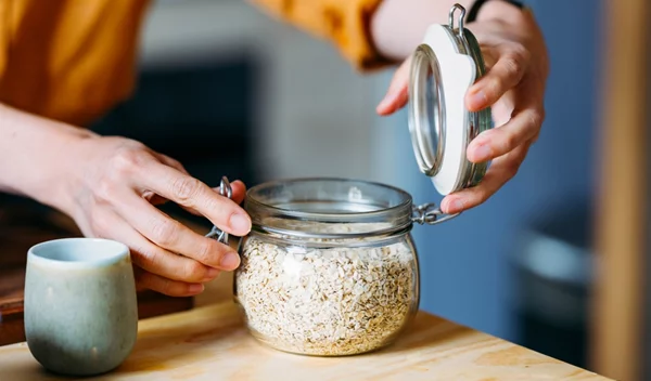 Ποιο είδος βρώμης είναι πιο θρεπτικό; Εσύ ξέρεις ποιο να επιλέξεις;