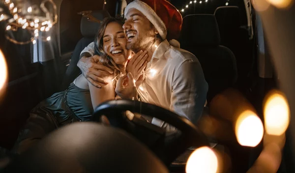 Χριστουγεννιάτικες ερωτικές εκπλήξεις! Πώς θα εξελιχτούν οι σχέσεις τον τελευταίο μήνα του χρόνου;