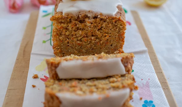 Το πιο εύκολο κέικ καρότου: Υγιεινό, γρήγορο και με έγκριση διατροφολόγου