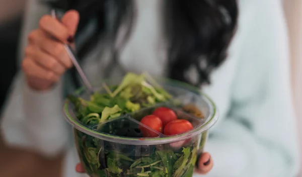 Γιατί δε λειτουργεί η διαλειμματική νηστεία; 7 λόγοι που παχαίνεις αντί να χάνεις βάρος