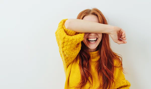 Γιατί δυσκολευόμαστε να δεχθούμε τα κομπλιμέντα;