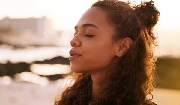 3 άμεσοι τρόποι για να αποκαταστήσεις την εσωτερική σου γαλήνη