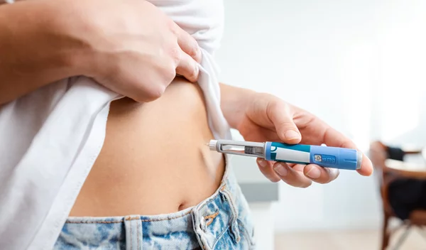 Απώλεια βάρους με ενέσιμα: 3 λόγοι που πρέπει να σε παρακολουθεί διατροφολόγος παράλληλα