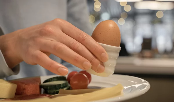 Εφτά χορταστικά και γευστικά σνακ χωρίς υδατάνθρακες