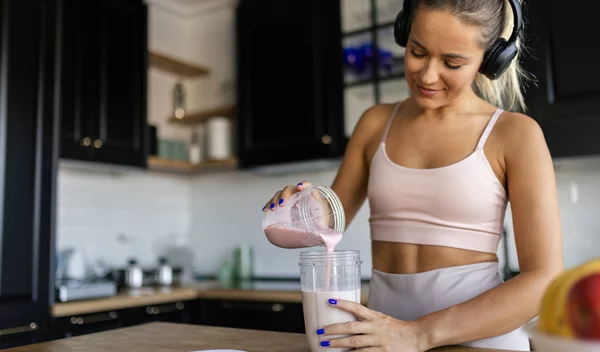 Πώς σε γερνάει η φλεγμονή (+ 4 τρόποι για να την μειώσεις σύμφωνα με διαιτολόγους)