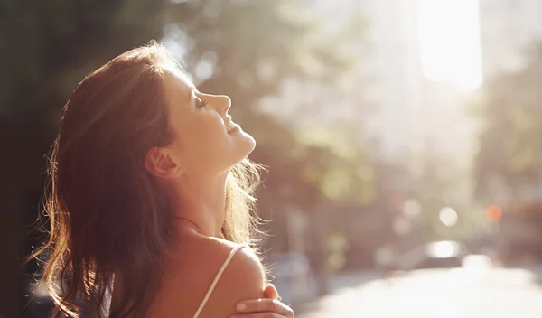 7 άγνωστα οφέλη που προσφέρει η βιταμίνη D στον οργανισμό μας για καλύτερη υγεία