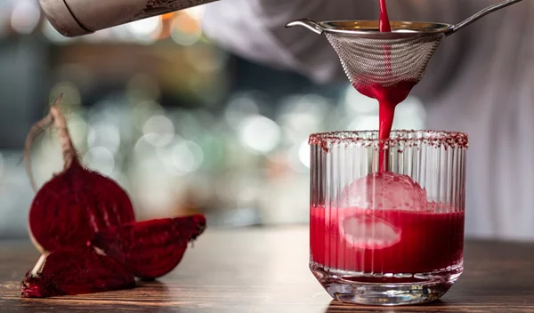 6 οφέλη από τα παντζάρια (Spoiler: βοηθούν και στην απώλεια βάρους!)