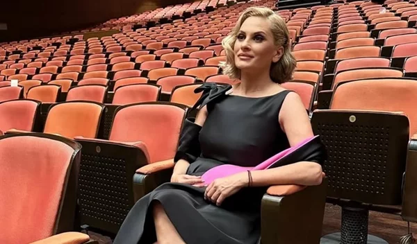 Η Θεοφανία Παπαθωμά προκαλεί με τις δηλώσεις της: "Το παιδί βιασμού είναι από κάρμα"