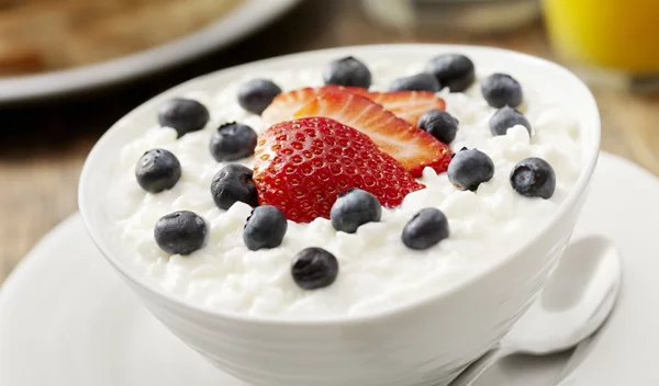 Πέντε σνακ που φροντίζουν την υγεία των οστών σου