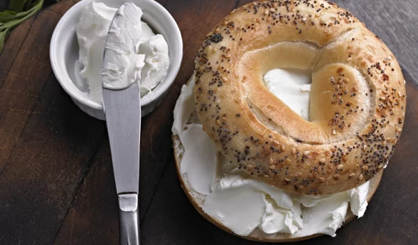 Φυτικά τυριά: Όσα θέλεις να γνωρίζεις για τα τυριά χωρίς ζωικά προϊόντα και λακτόζη