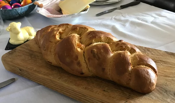 Πώς να κάνεις πιο υγιεινό ένα τσουρέκι;