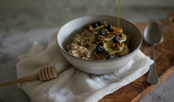 Πώς ξεχωρίζω το καλό μέλι: Ένας μικρός οδηγός για να ακολουθήσεις