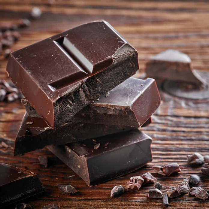 7 αποδεδειγμένα οφέλη της μαύρης σοκολάτας για την υγεία | latiendadeldesvan.es