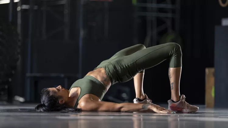 Hip hinge