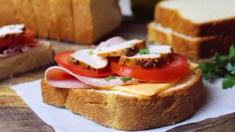 ψωμάκι τοστ