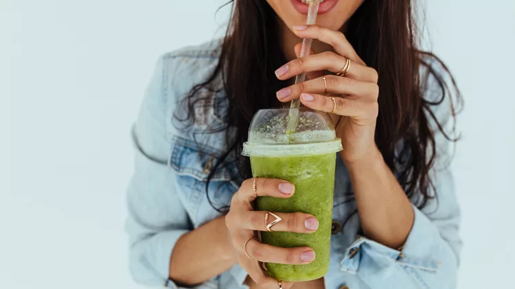 drink smoothie