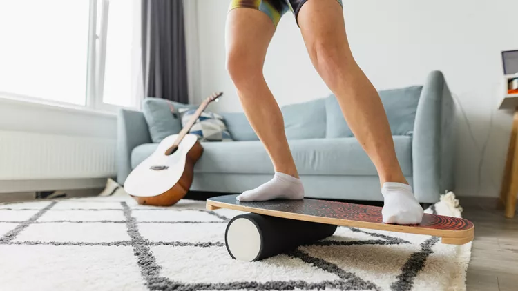 μπάλες και σανίδες ισορροπίας