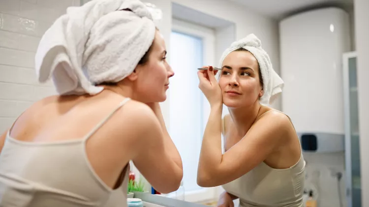 eyebrows shaping