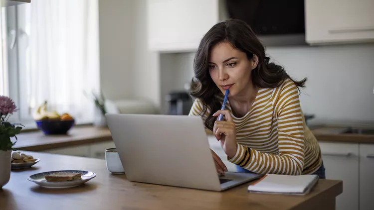 woman laptop