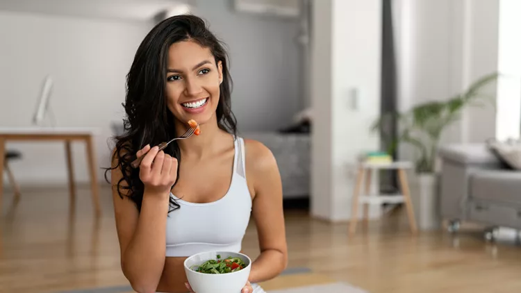 Ιδέες για υγιεινά γεύματα: Τι τρώνε για πρωινό 6 fitness experts | Dutchesss Daily