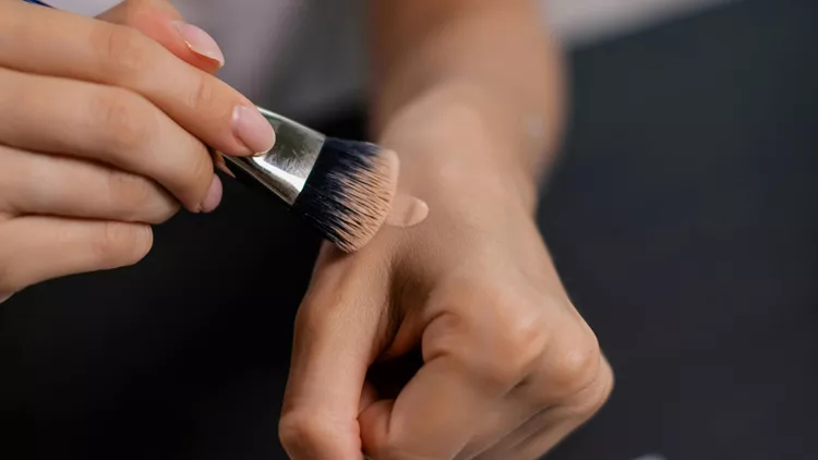 Black Friday: 10 iconic foundations
