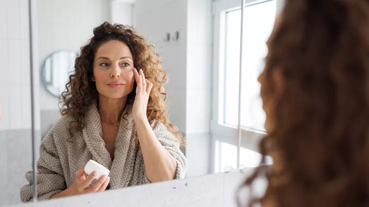 Υαλουρονικό οξύ vs Ceramides