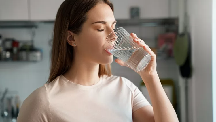 drink water