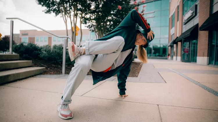 Breakdancing