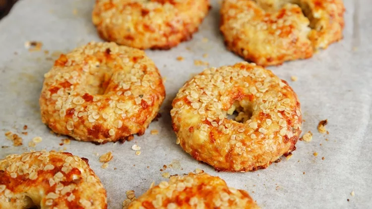 τυροκούλουρα