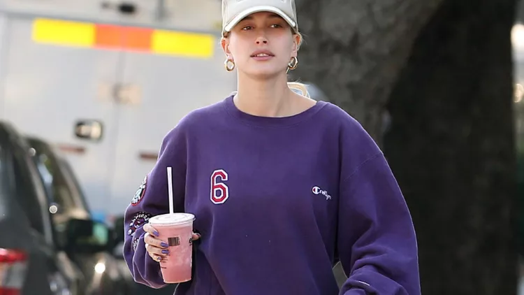 Hailey Bieber