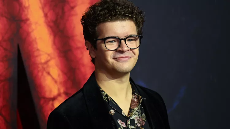 Gaten Matarazzo