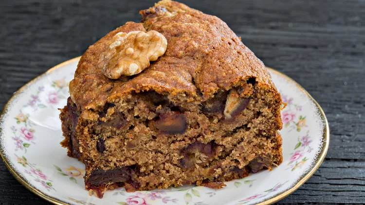 cake with nuts