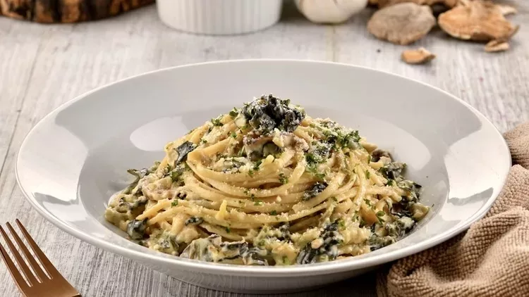 μακαροναδα