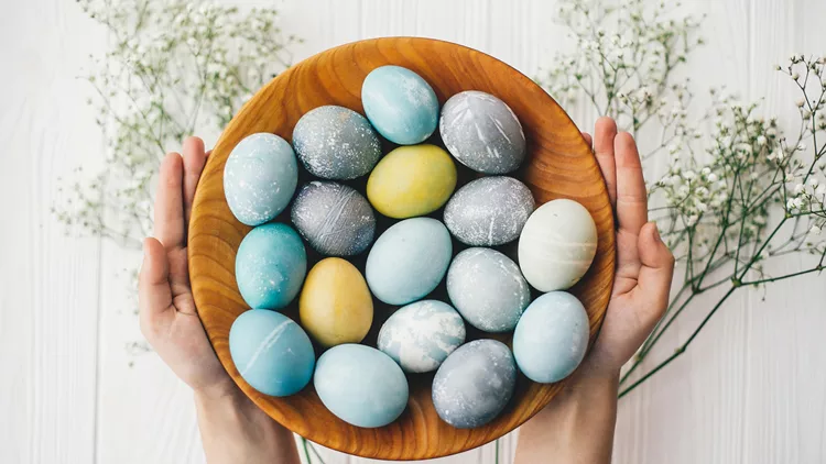 Βαφή αυγών με φυσικό τρόπο