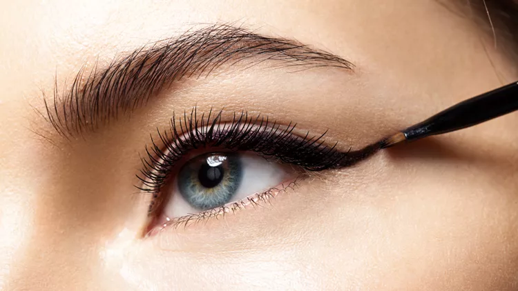 eyeliner