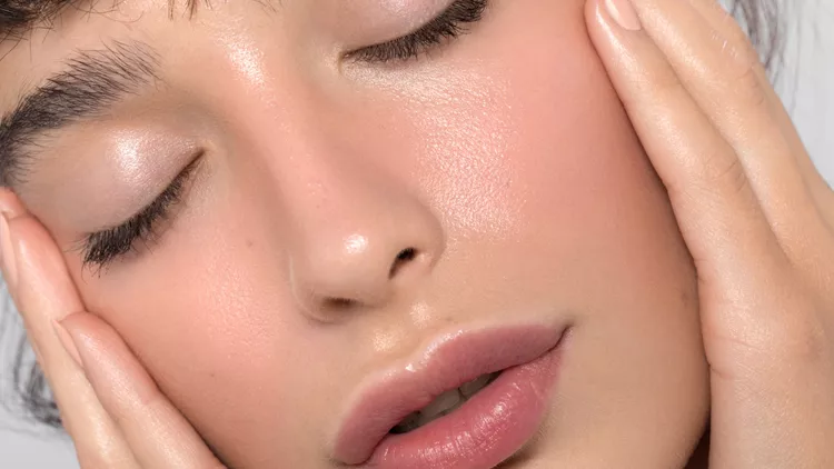 Μακριές βλεφαρίδες