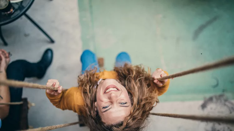 αισιόδοξος άνθρωπος