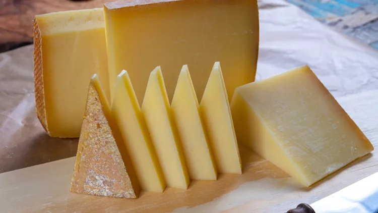 τυρί με σχεδόν μηδενική λακτόζη