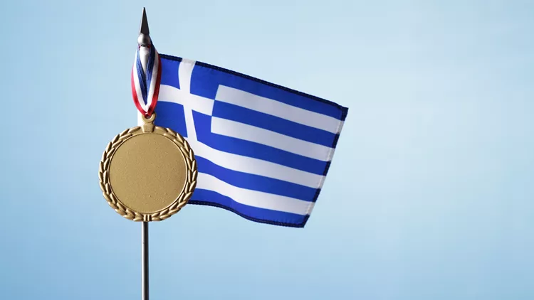 ολυμπιακοί αγώνες 2024 και σημαία ελληνική