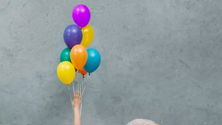 γυναίκα μπαλόνια χαρά ευτυχία υγεία υψηλή πίεση υγεία