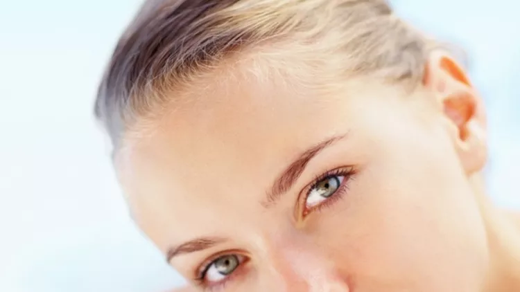 closeup-of-a-cute-lady-ready-for-spa-treatment-picture-id109724862