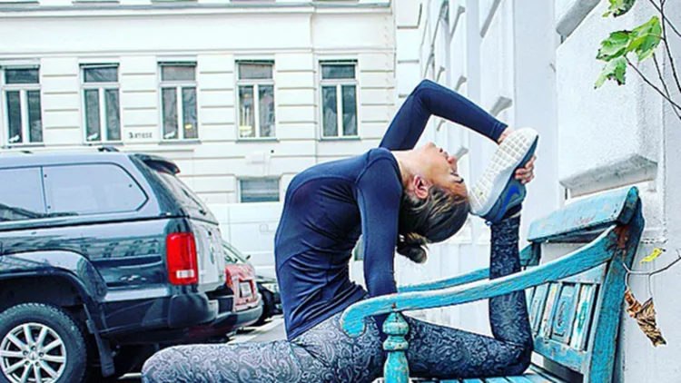 yoga-in-the-kitchen-empneusi-tou-mina3