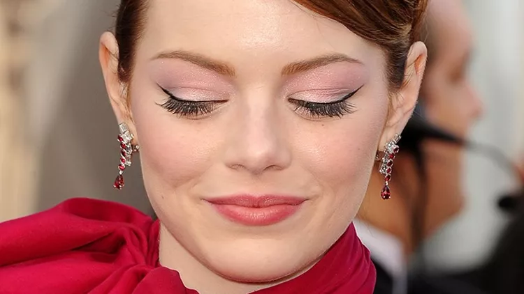 emma-stone-cat-eye