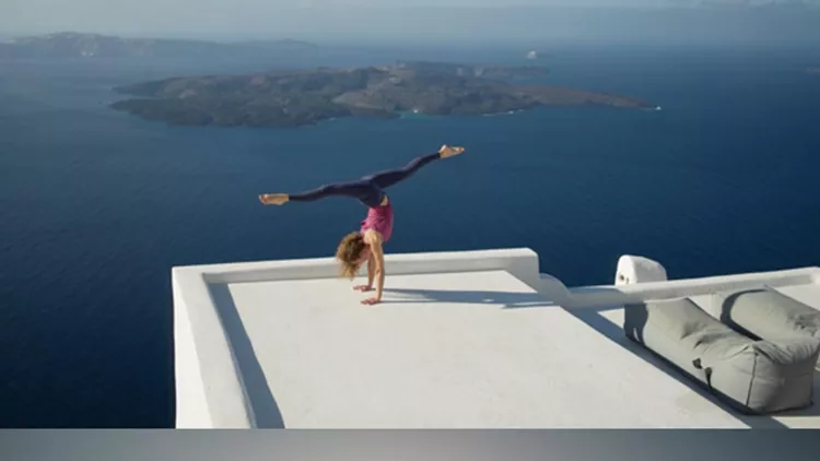 yoga-santorini-default