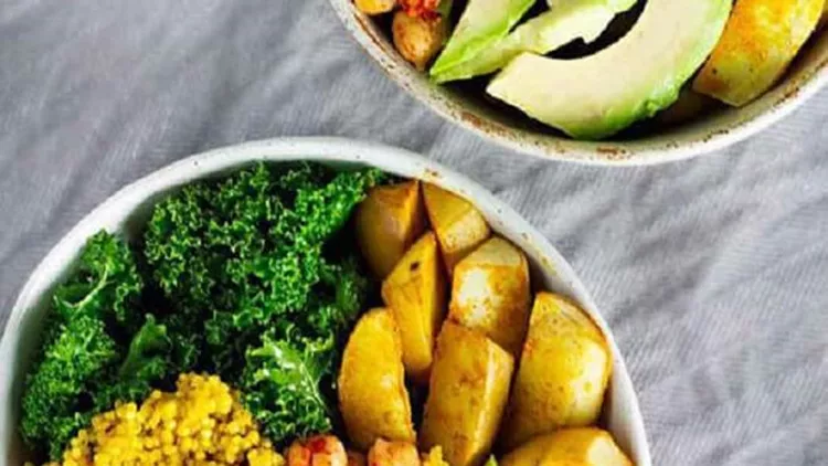 vegan-turmeric-quinoa-power-bowls