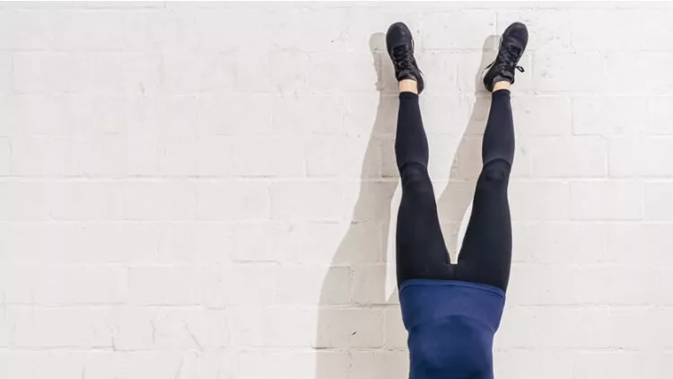 handstand-at-the-gym-picture-id521701878