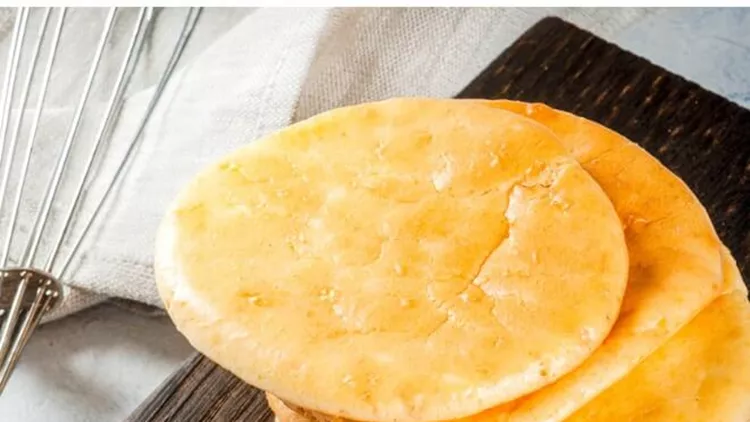 homemade-tortillas-cloud-bread-picture-id687735454
