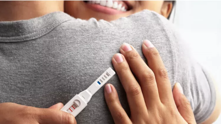 θετικό τεστ εγκυμοσύνη