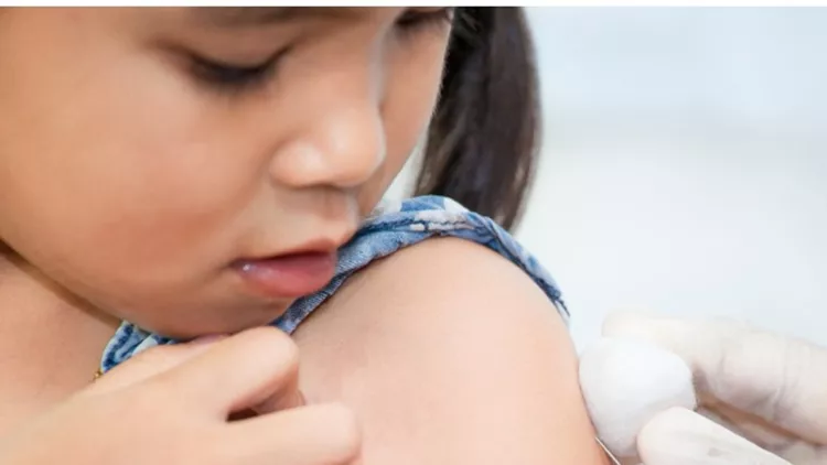 παιδίατρος εμβόλιο εμβολιασμός