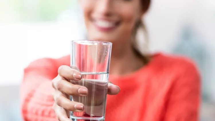 νερό γυναίκα ποτήρι νερό